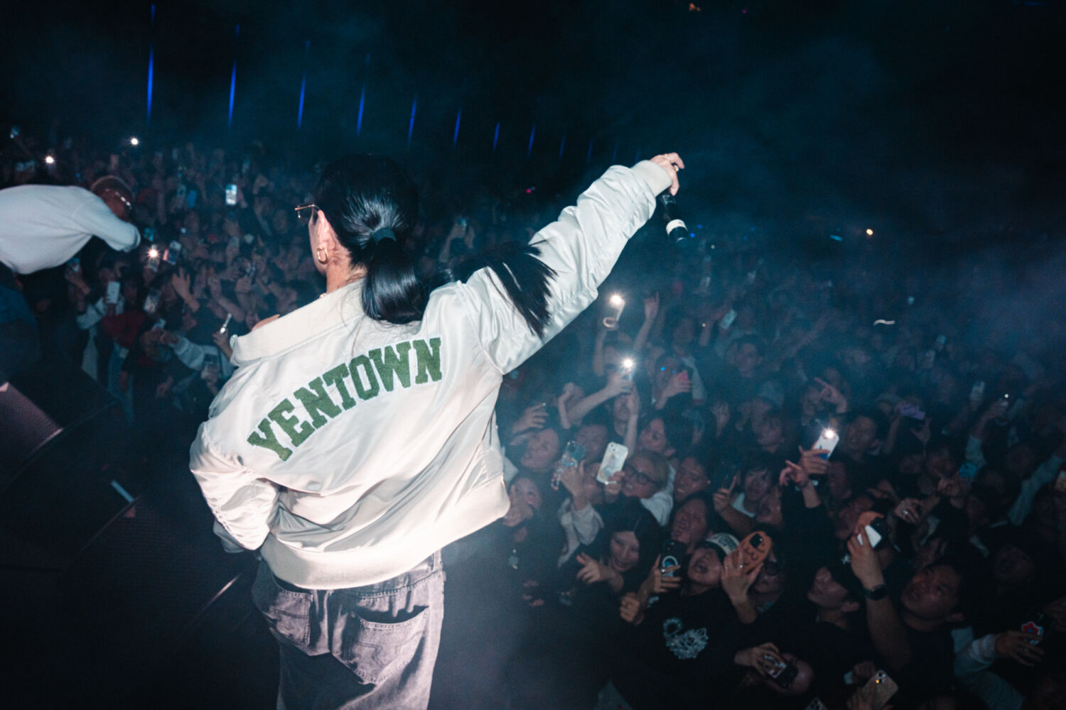 活動10周年を迎えたYENTOWNが<br>5年ぶりとなった主催イベントを開催<br>ーYENJAMIN Supported by Ray-Banー